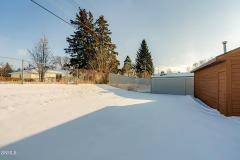 1823 Ryan Dr, Bismarck, ND 58501 photo 49
