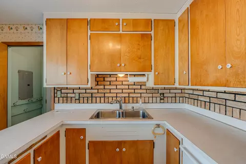 1823 Ryan Dr, Bismarck, ND 58501 photo 7