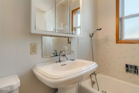 1823 Ryan Dr, Bismarck, ND 58501 photo 14
