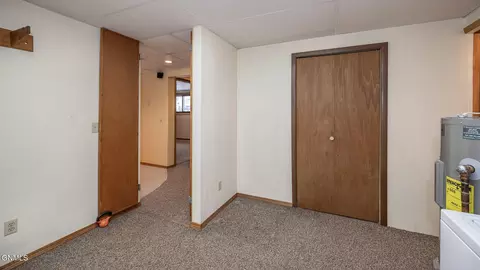 107 15th Circle Dr, Beulah, ND 58523 photo 37