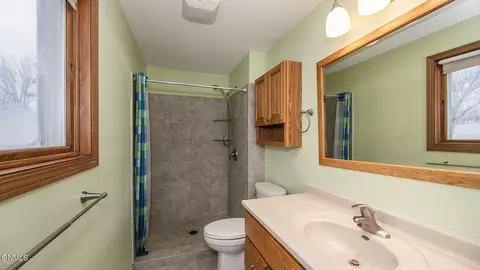 107 15th Circle Dr, Beulah, ND 58523 photo 18