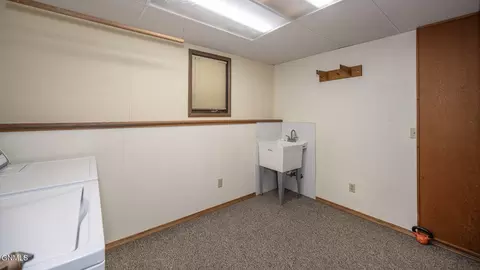 107 15th Circle Dr, Beulah, ND 58523 photo 36