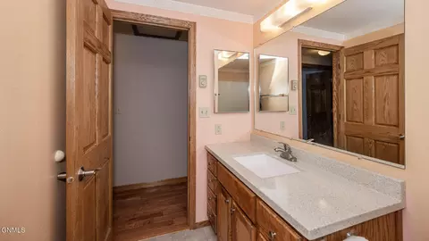 107 15th Circle Dr, Beulah, ND 58523 photo 23