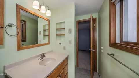 107 15th Circle Dr, Beulah, ND 58523 photo 19