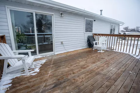 801 Custer Dr, Mandan, ND 58554 photo 30