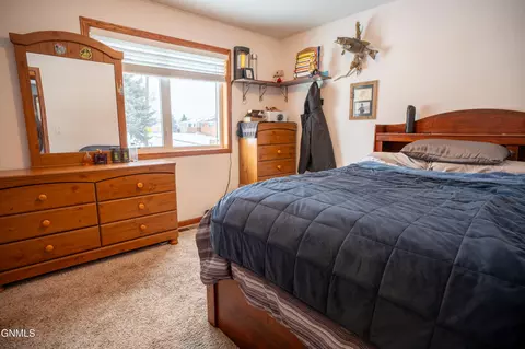 801 Custer Dr, Mandan, ND 58554 photo 20
