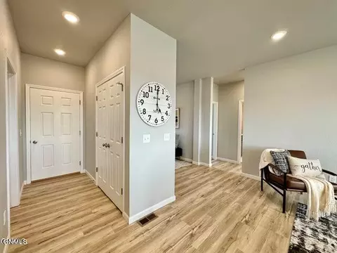 4812 Cornice Loop, Bismarck, ND 58503 photo 5