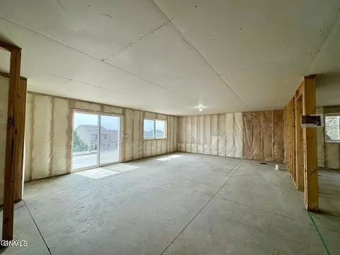 4812 Cornice Loop, Bismarck, ND 58503 photo 31