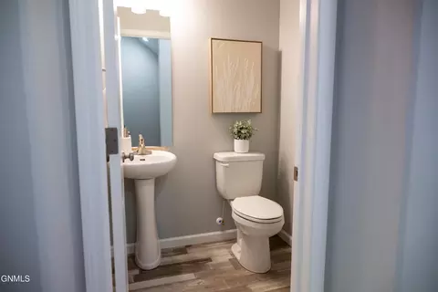 4829 Cornice Lp, Bismarck, ND 58503 photo 7