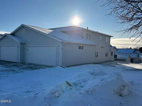 339 Calgary Ave, Bismarck, ND 58503 photo 28