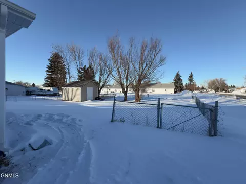 433 8th Ave SE, Stanley, ND 58784 photo 57