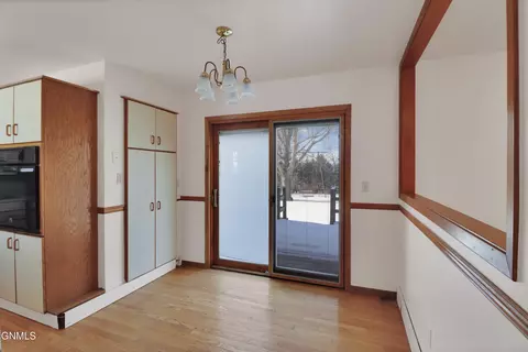 3811 University Ave, Williston, ND 58801 photo 21