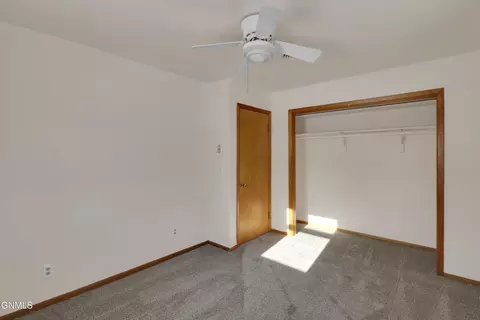 3811 University Ave, Williston, ND 58801 photo 32