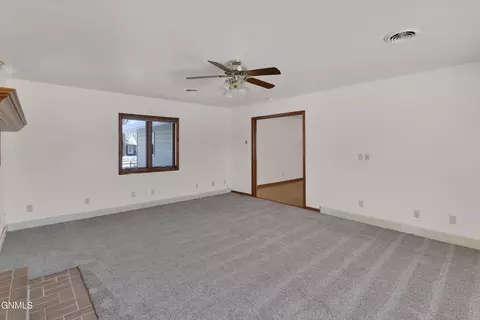 3811 University Ave, Williston, ND 58801 photo 16