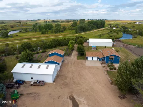 1220 Hwy 83, Washburn, ND 58577