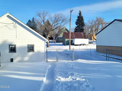 Other - 423 2nd St SE, Stanley, ND 58784 photo 6 of 6