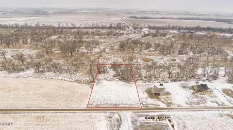 06 Burnaby Dr, Mandan, ND 58554