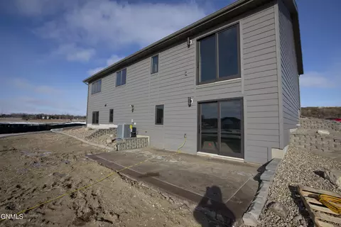 403 Marble Dr, Bismarck, ND 58503 photo 38