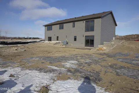 403 Marble Dr, Bismarck, ND 58503 photo 36
