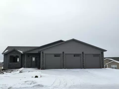 403 Marble Dr, Bismarck, ND 58503 photo 2
