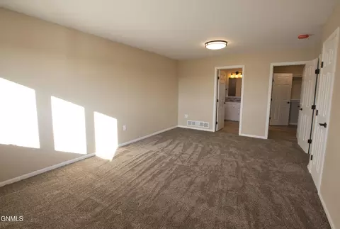 403 Marble Dr, Bismarck, ND 58503 photo 17