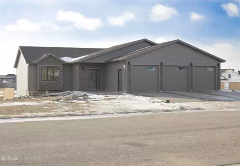 403 Marble Dr, Bismarck, ND 58503