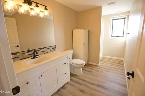 403 Marble Dr, Bismarck, ND 58503 photo 28