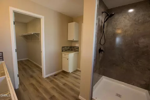 403 Marble Dr, Bismarck, ND 58503 photo 24
