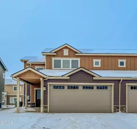 2719 28th St W, Williston, ND 58801