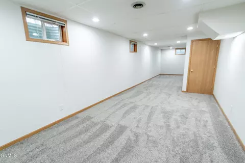 Other - 925 E Capitol Ave, Bismarck, ND 58501 photo 6 of 8