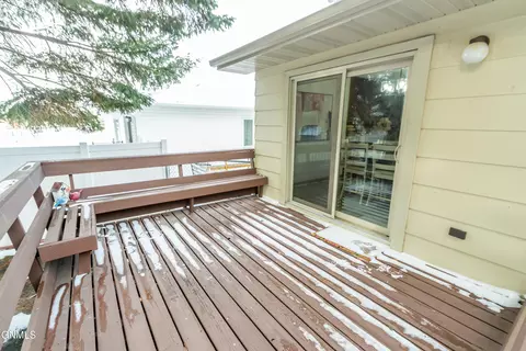 Exterior - 925 E Capitol Ave, Bismarck, ND 58501 photo 2 of 5