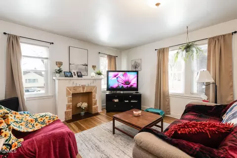 Living - 1001 E D Ave, Bismarck, ND 58501 photo 4 of 4