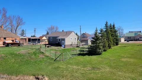 410 Main St S, Glen Ullin, ND 58631