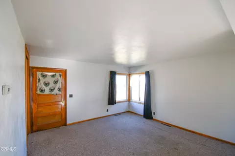 407409 4th Ave E, Ray, ND 58849 photo 5