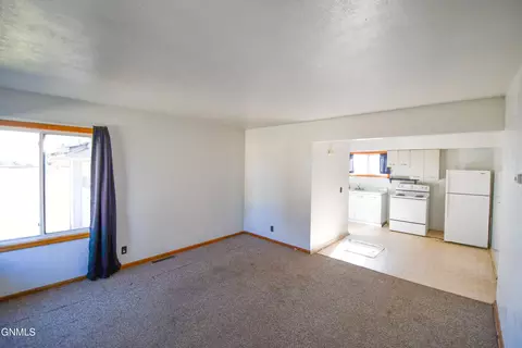 407409 4th Ave E, Ray, ND 58849 photo 4