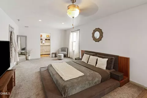 Bedroom - 14759 Lambert St, Williston, ND 58801 photo 1 of 3