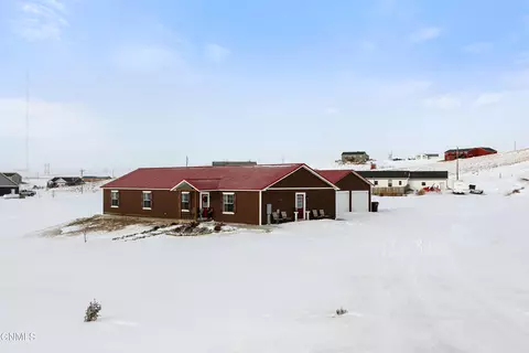 14759 Lambert St, Williston, ND 58801