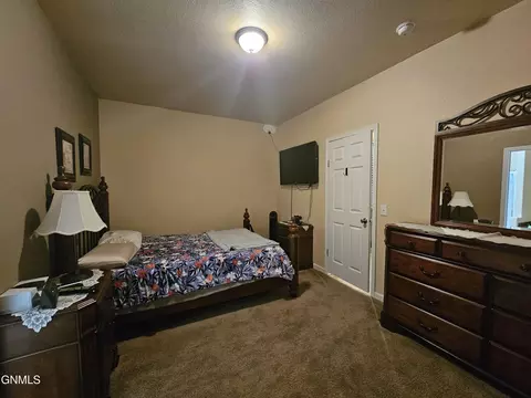 2609 11th Ave W, Williston, ND 58801 photo 29
