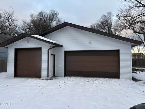 121 9th Ave SE, Mandan, ND 58554 photo 8
