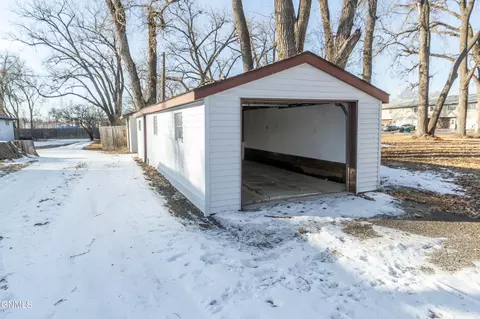 121 9th Ave SE, Mandan, ND 58554 photo 30