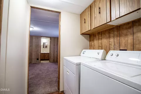 1208 Frontier Trl S, Mandan, ND 58554 photo 16