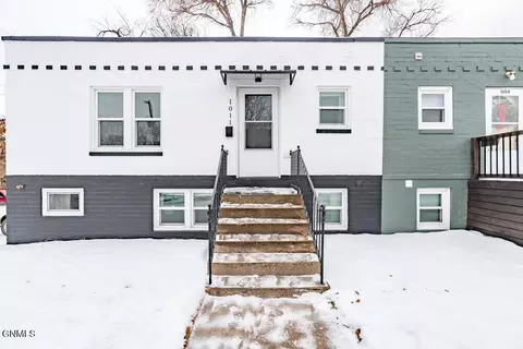 1011 N 6th St, Bismarck, ND 58501