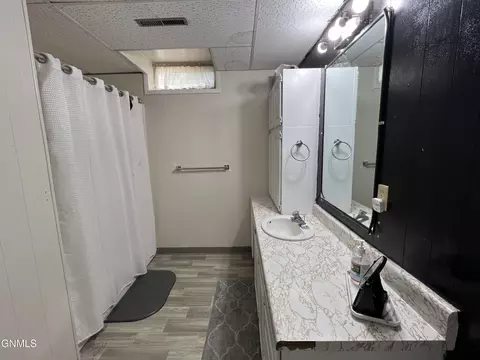 Bath - 357 Main St, Beach, ND 58621 photo 2 of 2