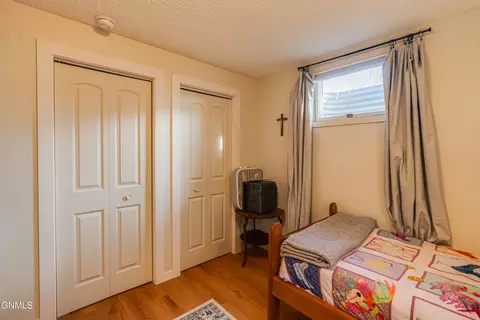 Bedroom - 1902 Assumption Dr, Bismarck, ND 58501 photo 10 of 13