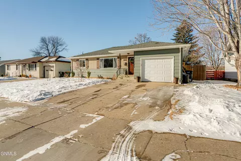 Other - 1902 Assumption Dr, Bismarck, ND 58501 photo 1 of 23