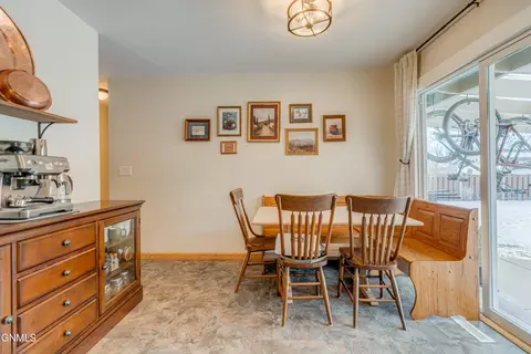 Dining - 1902 Assumption Dr, Bismarck, ND 58501 photo 3 of 3