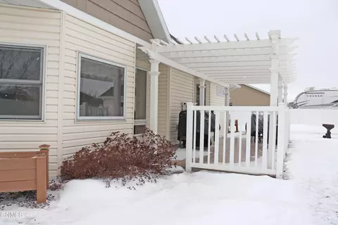 2114 Pebbleview Loop, Bismarck, ND 58503 photo 42