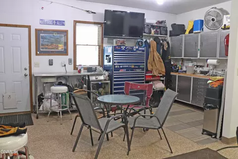 2114 Pebbleview Loop, Bismarck, ND 58503 photo 34