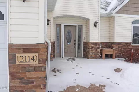2114 Pebbleview Loop, Bismarck, ND 58503 photo 47