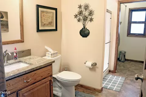 2114 Pebbleview Loop, Bismarck, ND 58503 photo 18